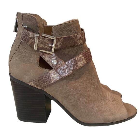 Arturo Chiang Bootie Peep Toe Upper Leather Snake Pattern Brown Taupe Size 9.5 - Picture 1 of 10